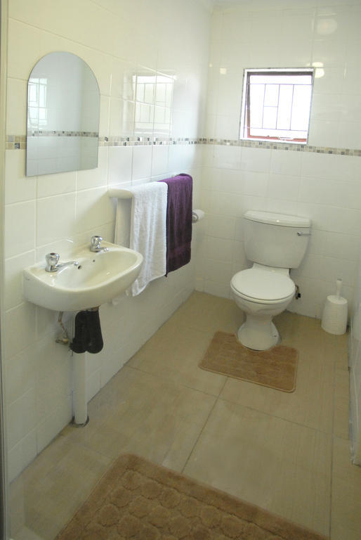 Ethen Guesthouse Polokwane Bagian luar foto