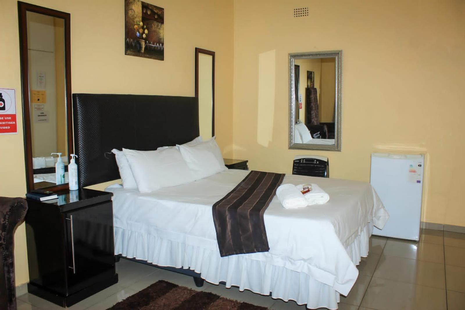 Ethen Guesthouse Polokwane Bagian luar foto