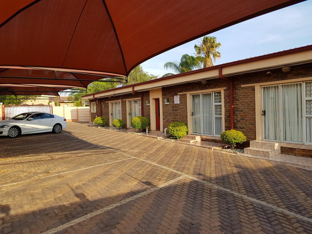 Ethen Guesthouse Polokwane Bagian luar foto