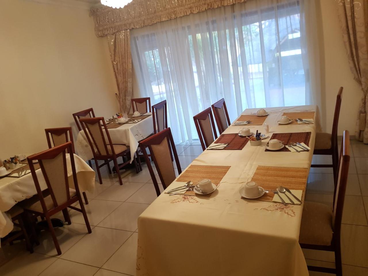 Ethen Guesthouse Polokwane Bagian luar foto